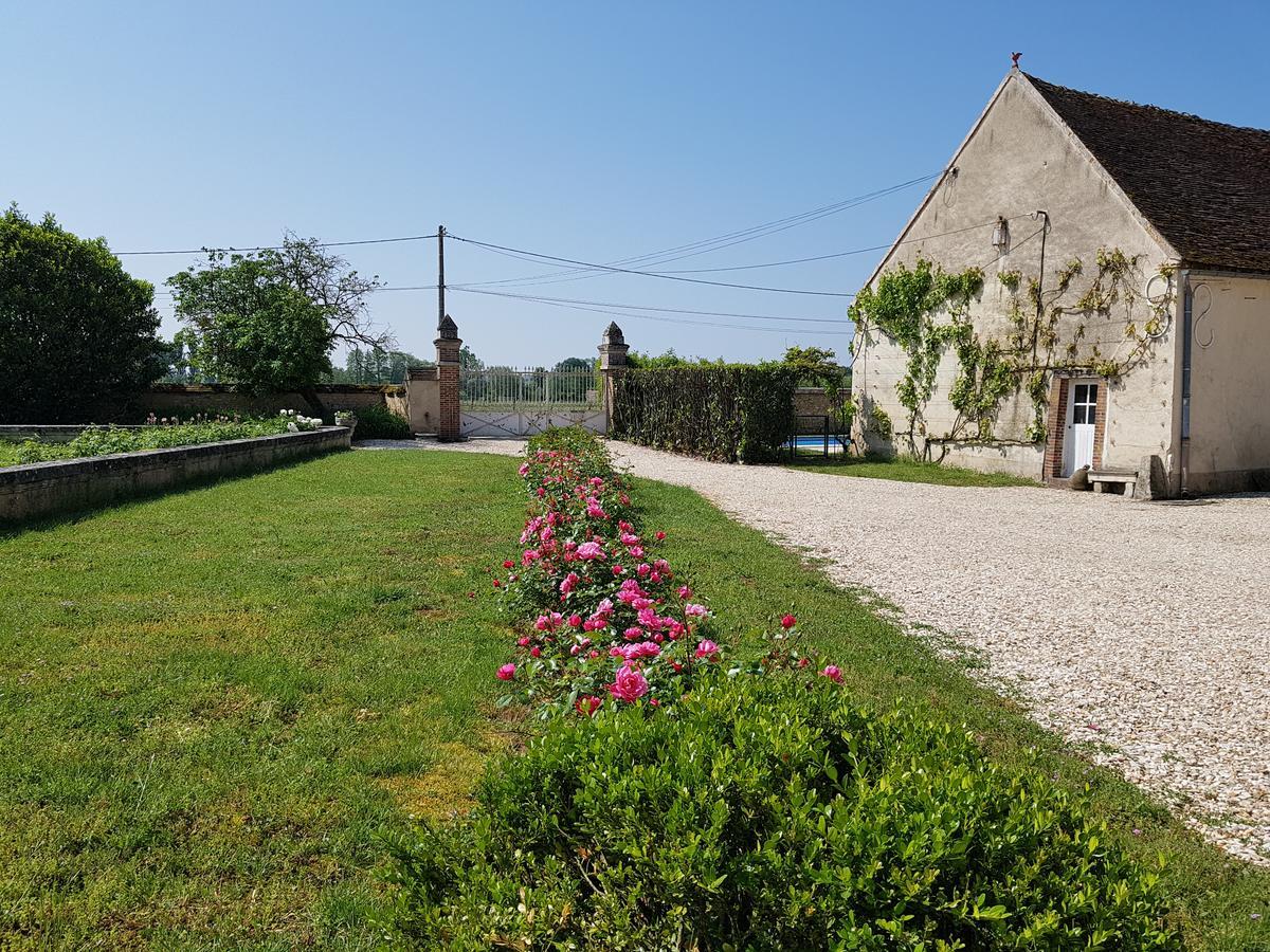 Tourterelle, A Proximite De Auxerre Et Chablis Villa Hauterive  Luaran gambar
